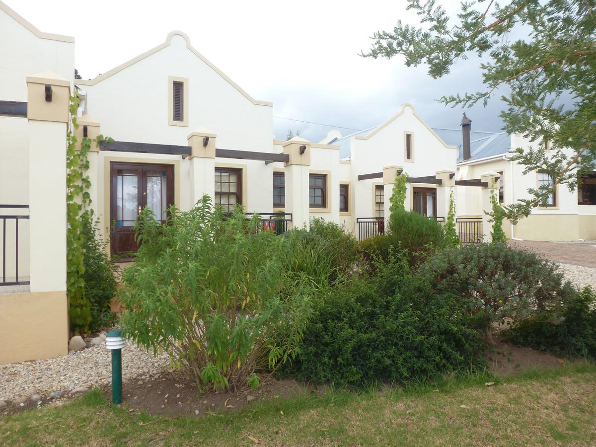 Langeberg Guest Lodge Свелендам Екстериор снимка
