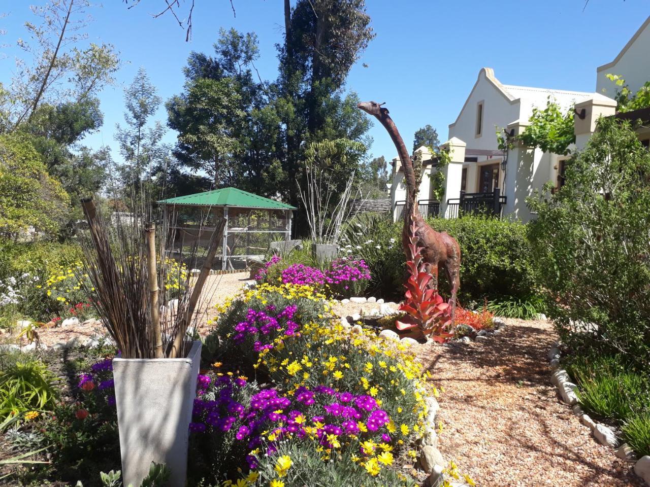 Langeberg Guest Lodge Свелендам Екстериор снимка