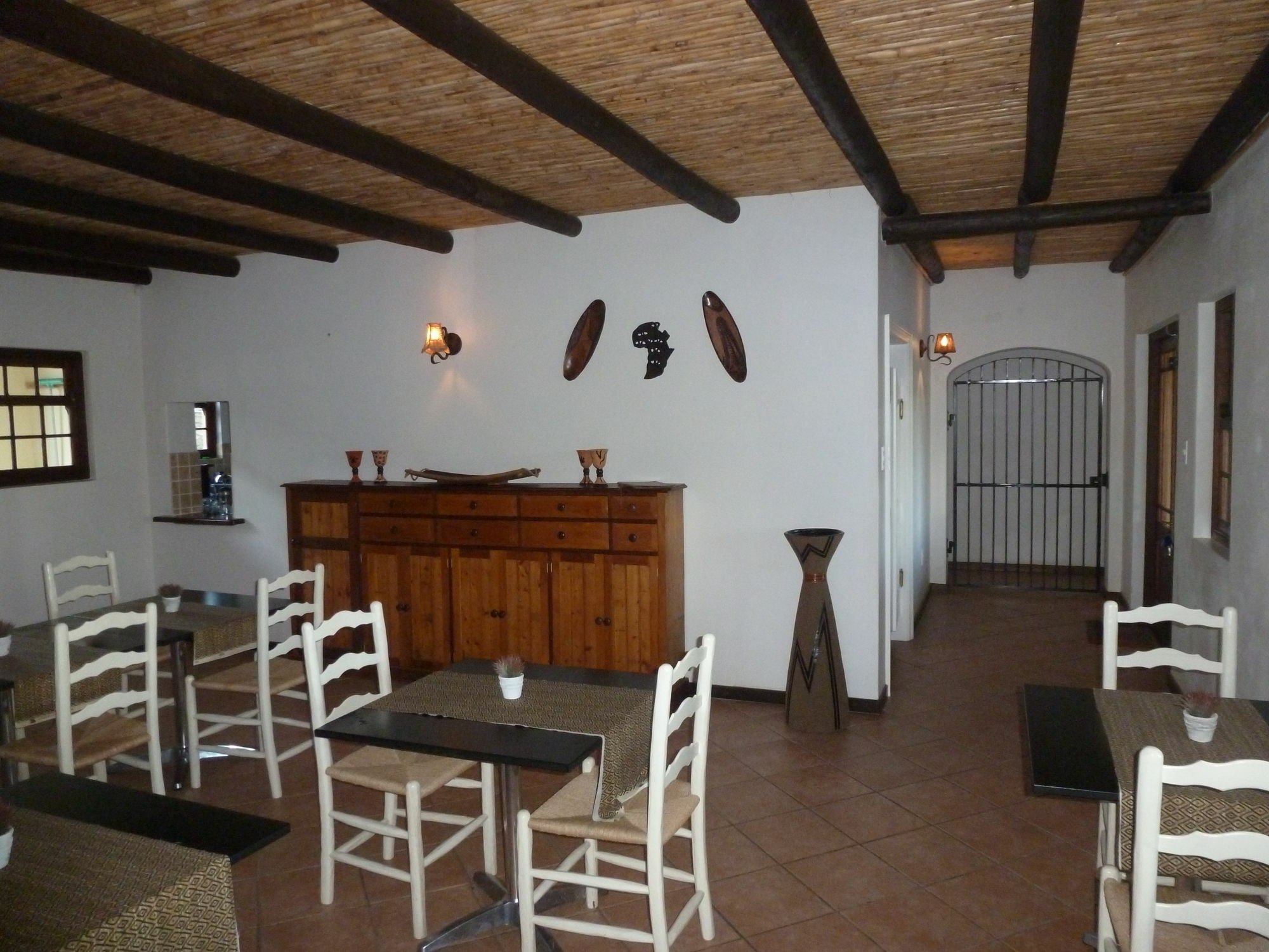 Langeberg Guest Lodge Свелендам Екстериор снимка