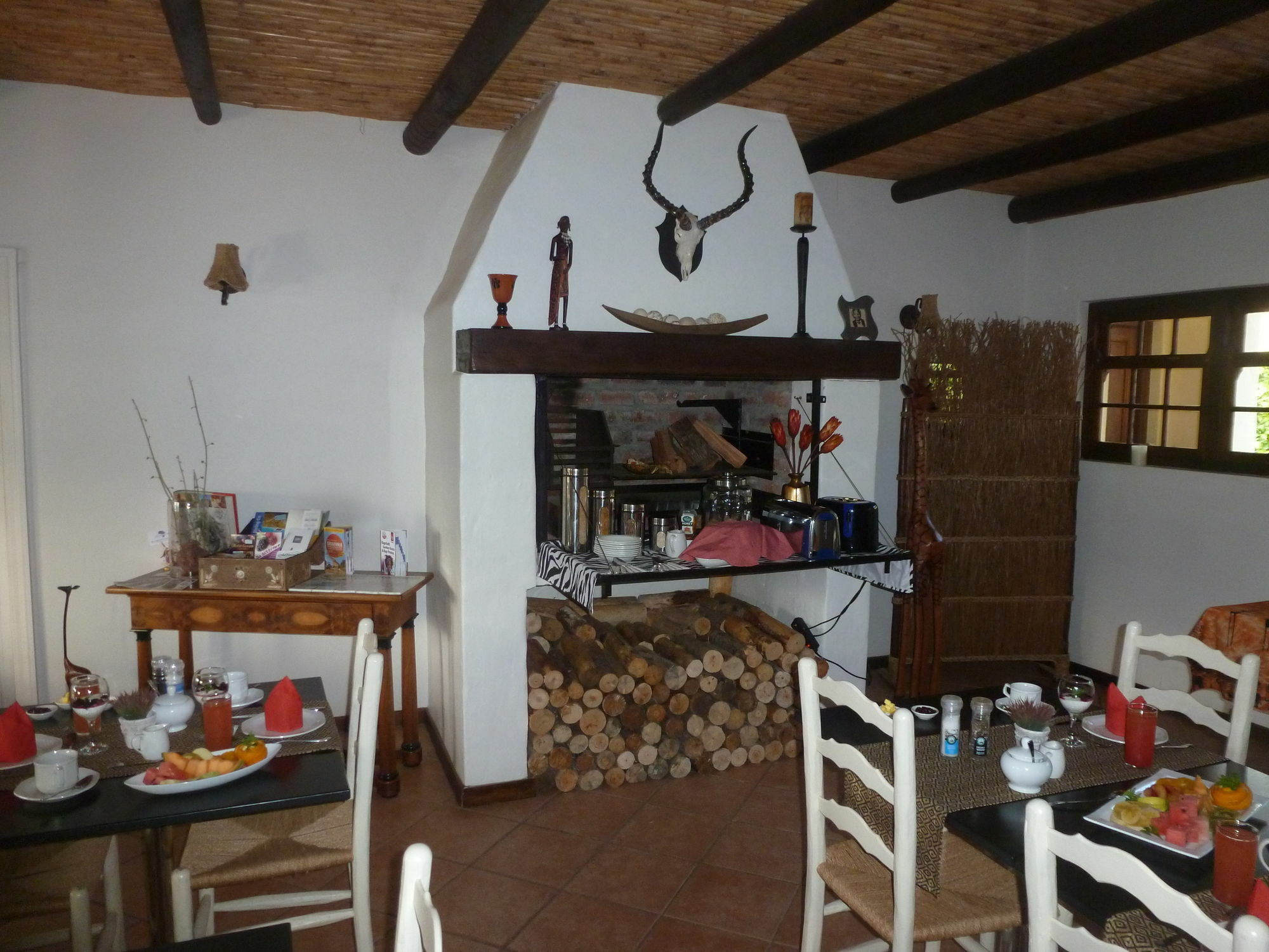 Langeberg Guest Lodge Свелендам Екстериор снимка